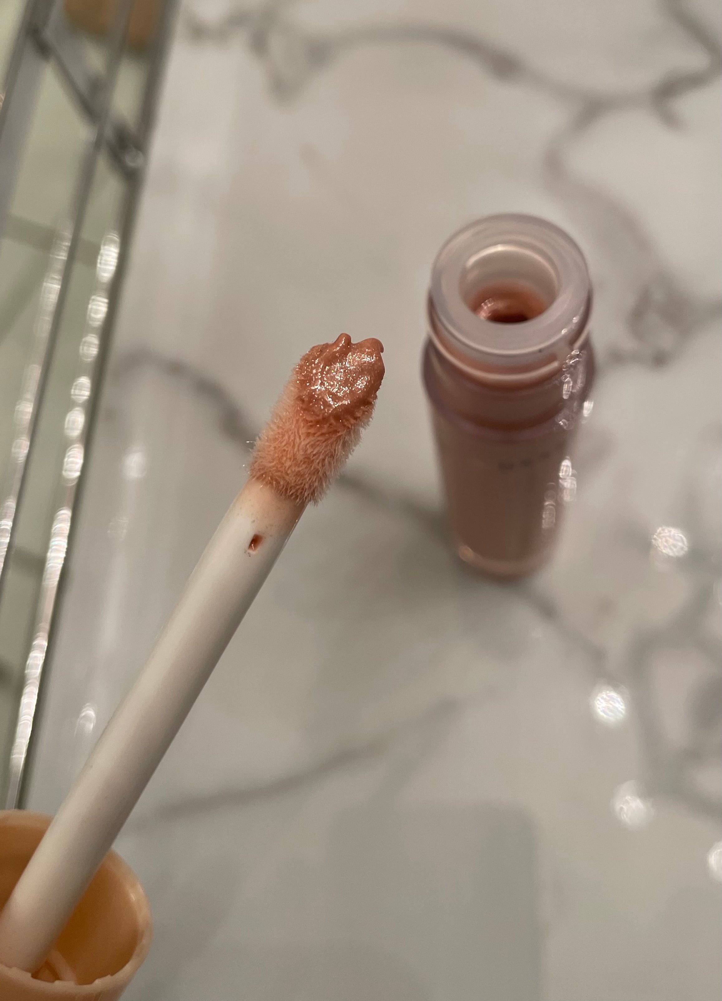 Dibs Go To Glossy Balm